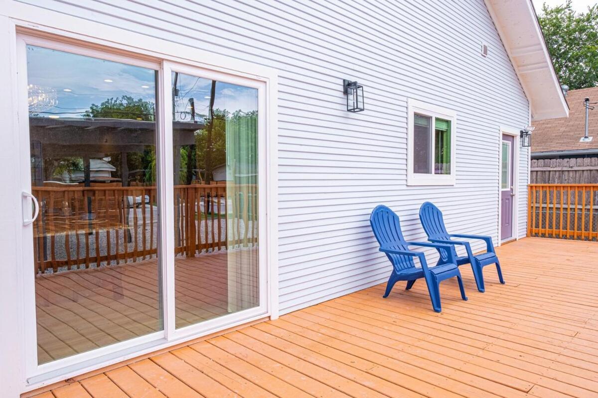 Stunning Elegance 4br2.5 Ba Near Vibrant Downtown